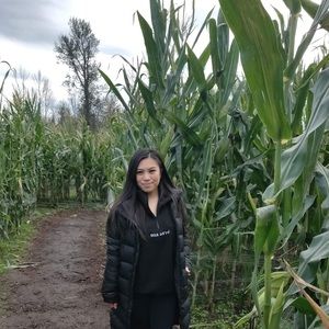 Meet your Posher, Anh